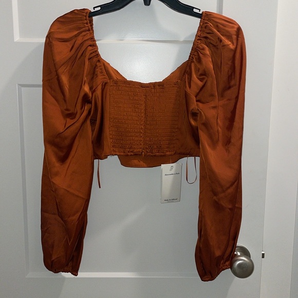 Abercrombie & Fitch Satin Top - Picture 7 of 9